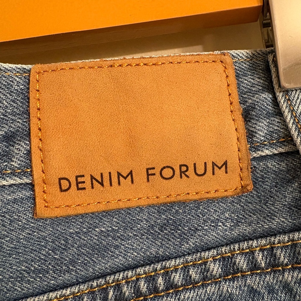 Denim Forum Straight-Leg Medium Blue Jeans - Picture 5 of 6